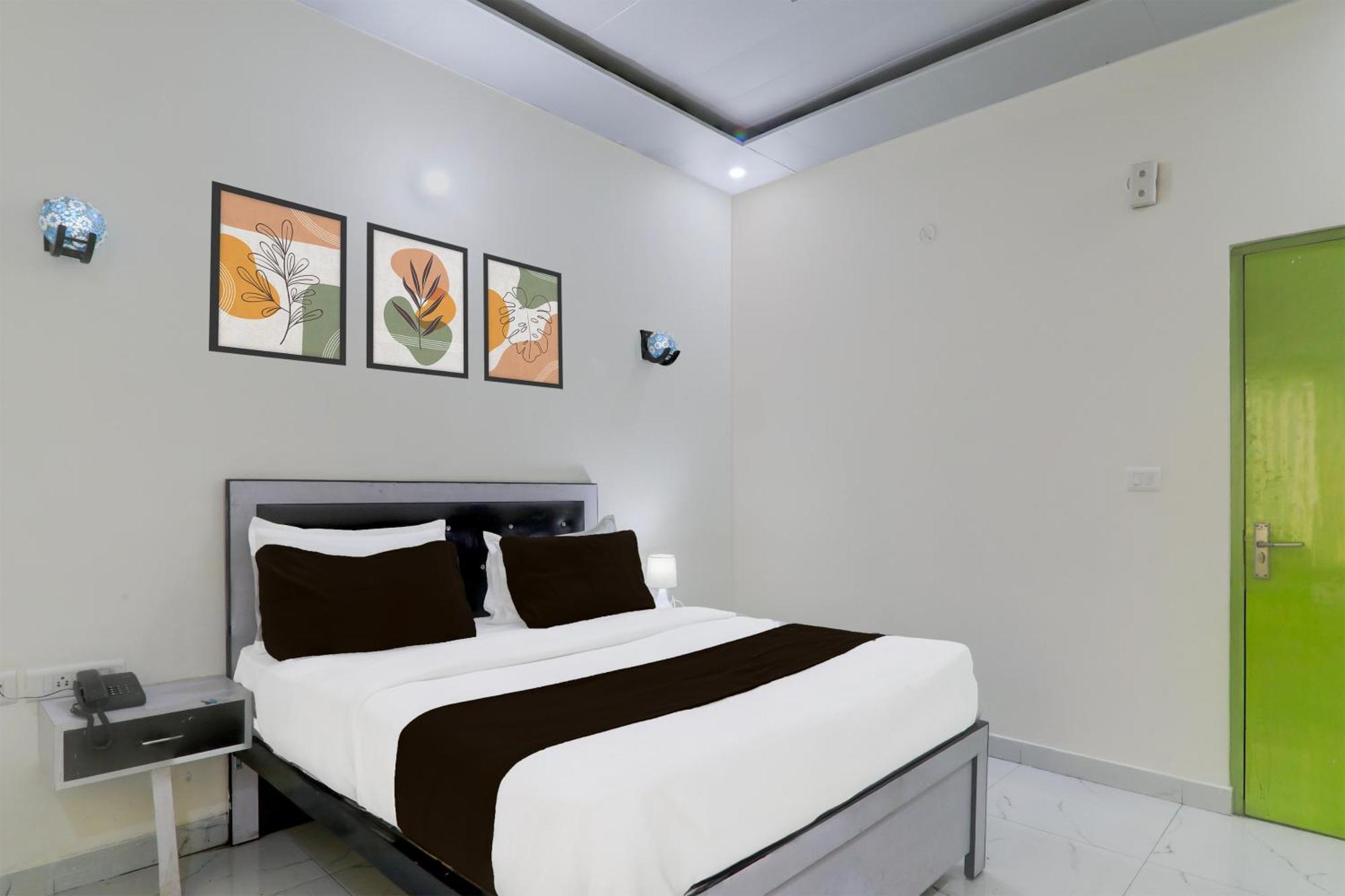 Super Hotel O Banthara Near Airport Banthra Sikandarpur 外观 照片