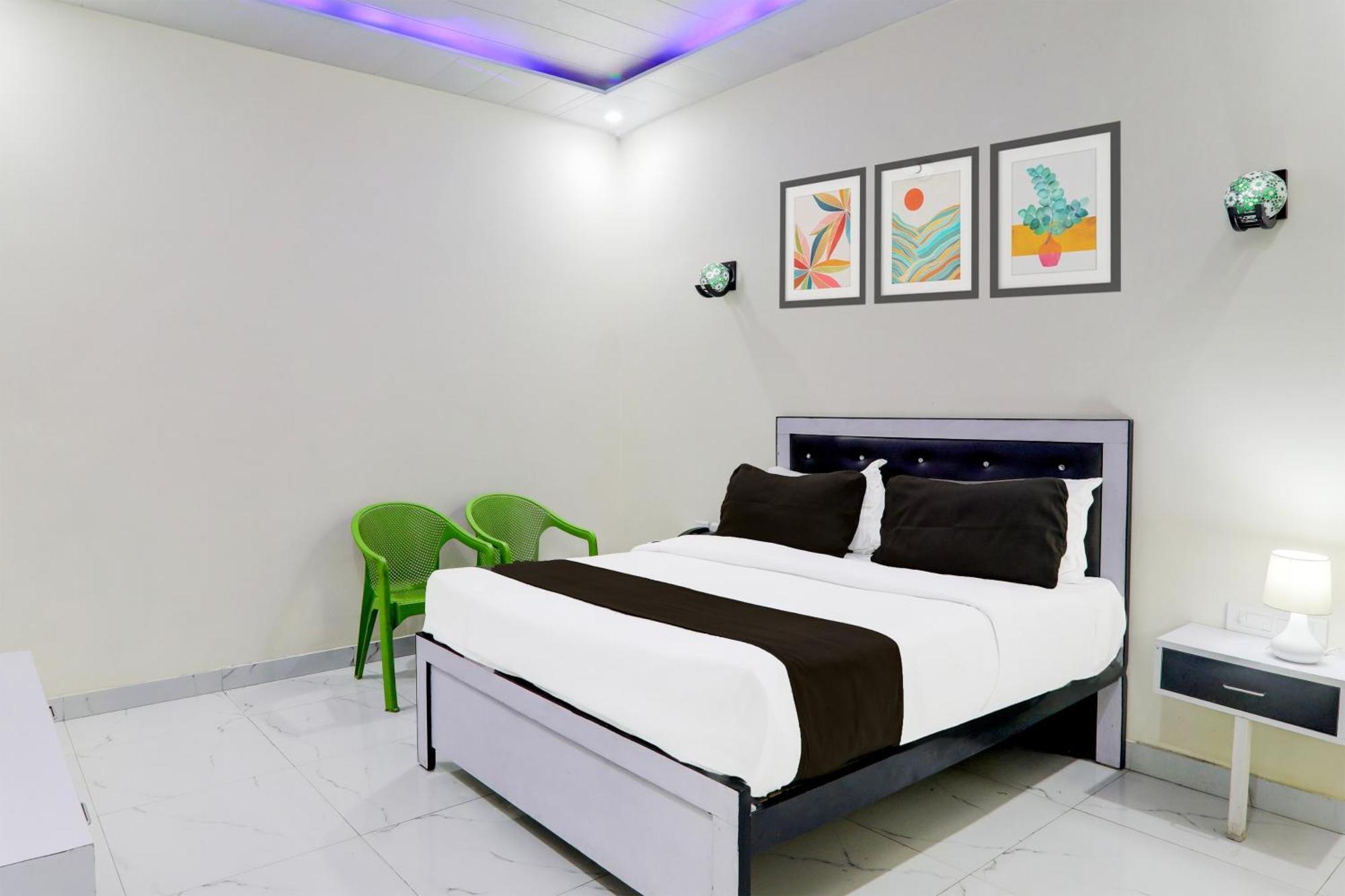 Super Hotel O Banthara Near Airport Banthra Sikandarpur 外观 照片