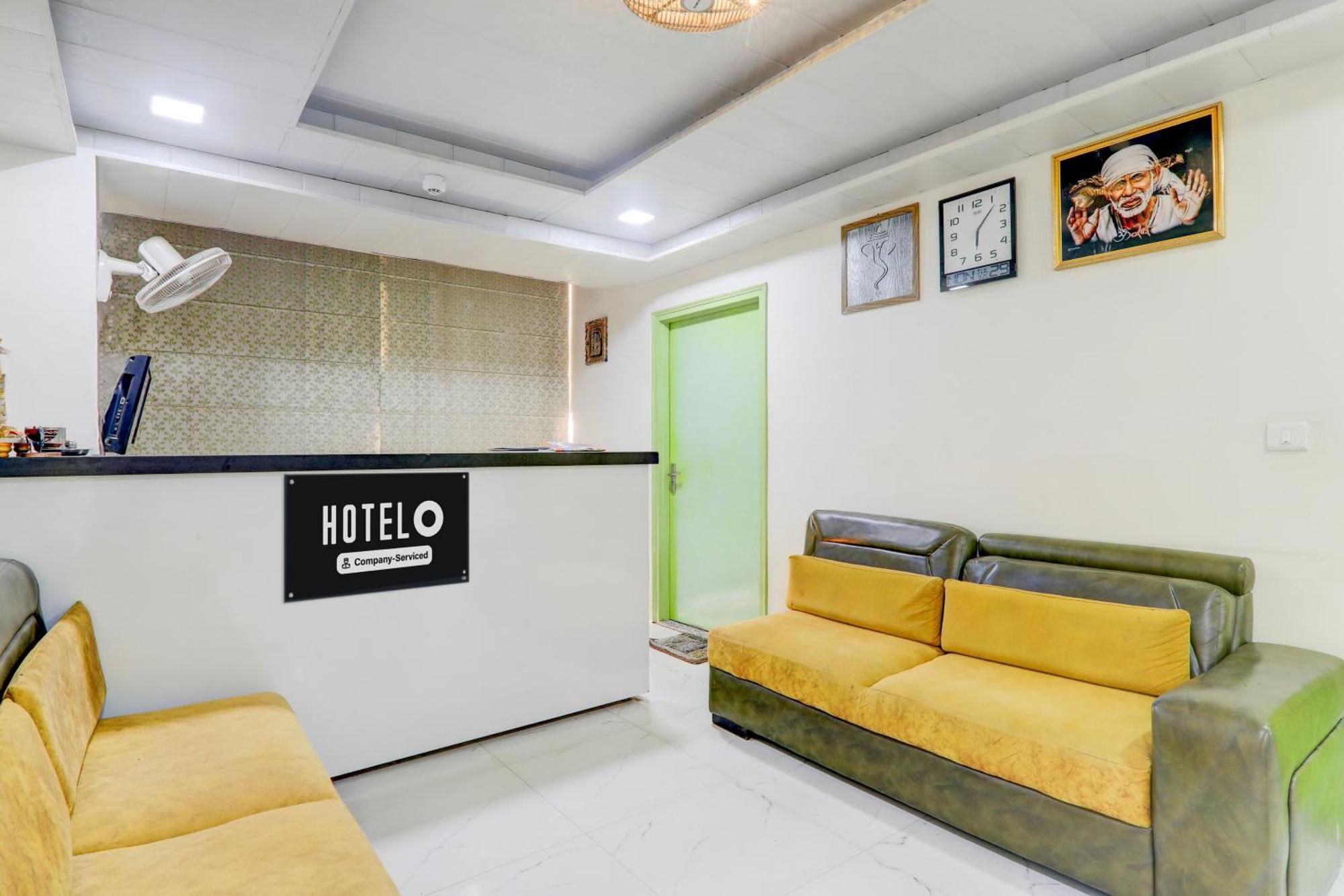 Super Hotel O Banthara Near Airport Banthra Sikandarpur 外观 照片
